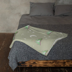Sage Luna moth blanket